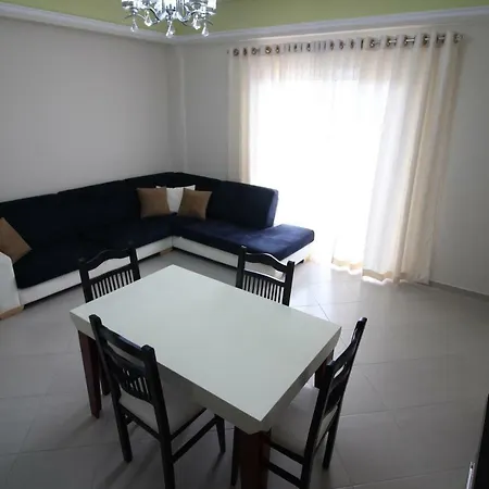 Vila Bregu Sarandë