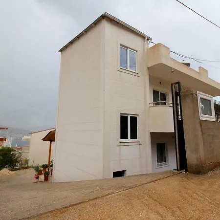 Vila Bregu
